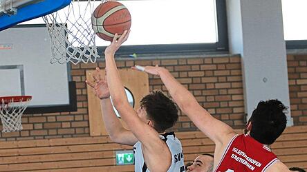 Eine couragierte Leistung zeigten die Chamer Basketballer im letzten Heimspiel trotz der 58:109-Niederlage.