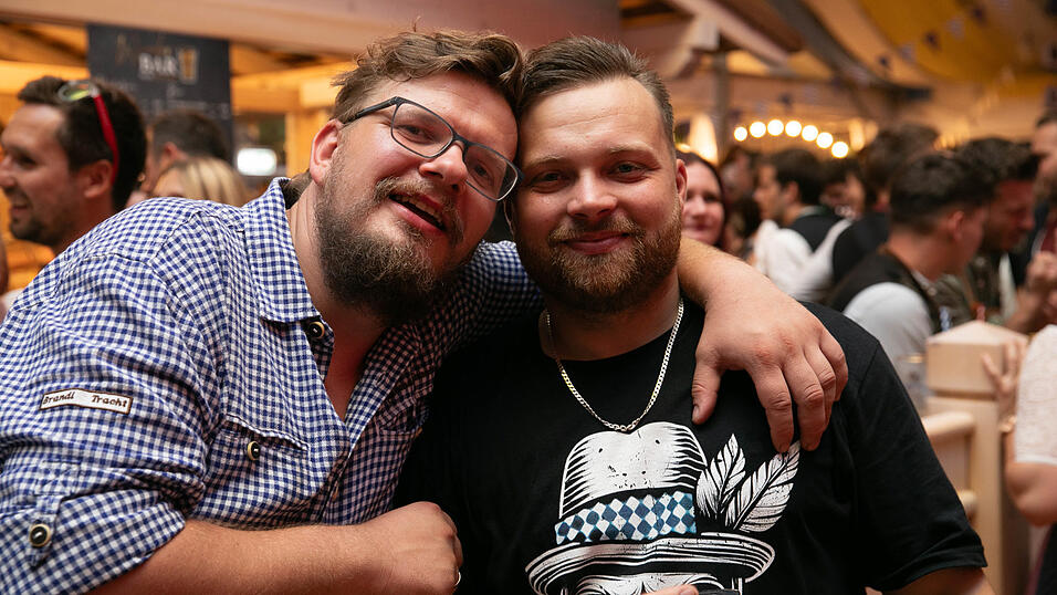 Die Partybilder vom Samstag, 9. August, aus dem Festzelt Reisinger. Die Partybilder vom Samstag, 9. August, aus dem Festzelt Reisinger.