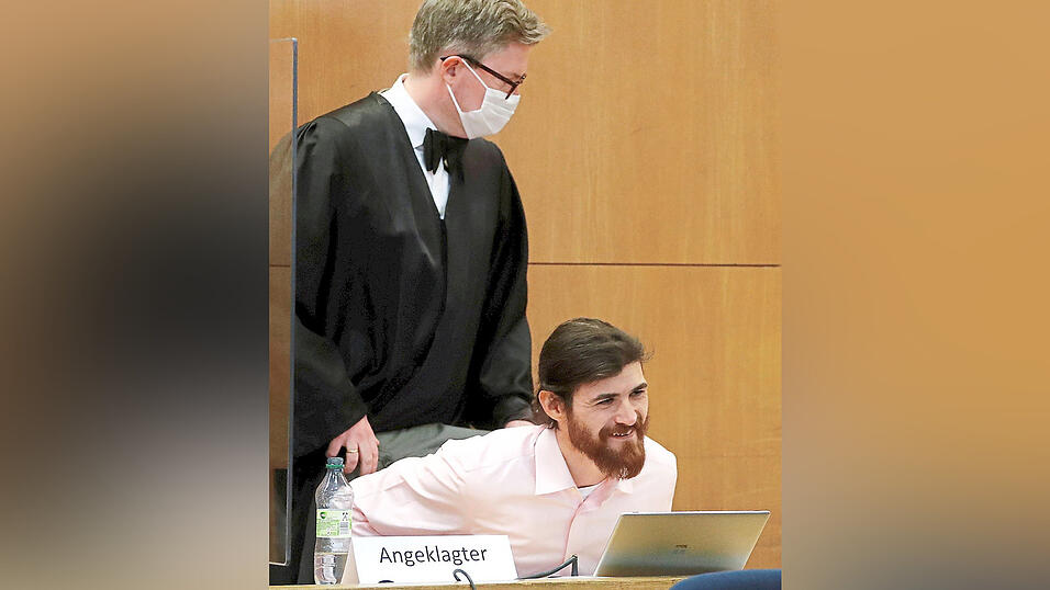 Franco A. (vorne) soll auch bei einer martialisch anmutenden Feier bei einem Sch&uuml;tzenverein in der Oberpfalz gewesen sein.
