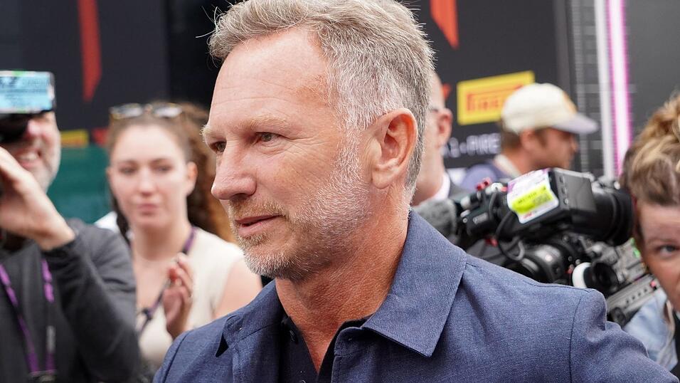 Christian Horner ist zurück im Fahrerlager. Christian Horner ist zurück im Fahrerlager.