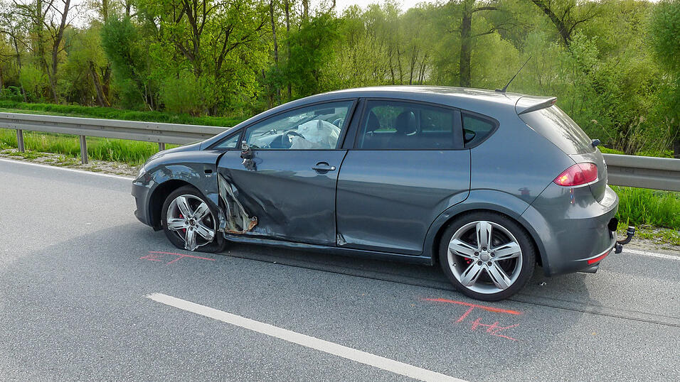 Am Donnerstagnachmittag ist es zwischen Winzer und Hengersberg zu einem Unfall gekommen.