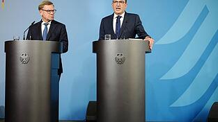 Außenminister Johann Wadephul (CDU) und Bundesinnenminister Alexander Dobrindt (CSU) sind sich sicher: Hinter dem gescheiterten Anschlag steckt Russland. Außenminister Johann Wadephul (CDU) und Bundesinnenminister Alexander Dobrindt (CSU) sind sich sicher: Hinter dem gescheiterten Anschlag steckt Russland.