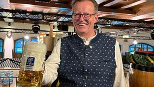 Für Martin Leibhard, Vorsitzender des Vereins Münchener Brauereien, wäre ein extra alkoholfreies Wiesnbier ein «logischer Widerspruch». (Produktion) Für Martin Leibhard, Vorsitzender des Vereins Münchener Brauereien, wäre ein extra alkoholfreies Wiesnbier ein «logischer Widerspruch». (Produktion)