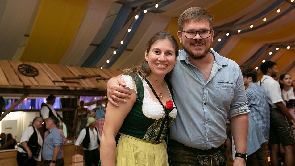 Die Partybilder vom Freitag, 15. August, aus dem Festzelt Reisinger. Die Partybilder vom Freitag, 15. August, aus dem Festzelt Reisinger.