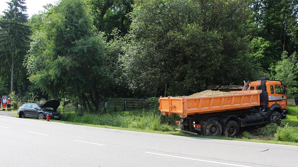 Die beteiligten Fahrzeuge. Die beteiligten Fahrzeuge.