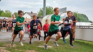 Volles Engagement und tolle Stimmung beim mittlerweile 23. Vilsheimer Dorf- und Abendlauf.