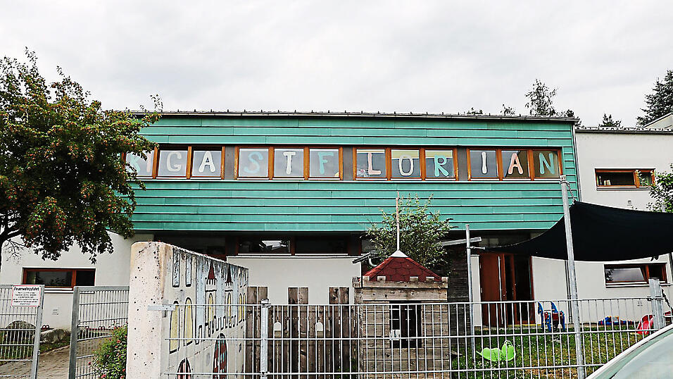 Der Kindergarten Sankt Florian in Bogen. „Auch wenn kein eigenes Geld mehr zur Verfügung steht, will man damit nicht die Trägerschaft aufgeben“, schreibt Stadtpfarrer Johann Schön im Pfarrbrief. Gemeinsam mit der Stadt, die zu einem Großteil am Kindergarten beteiligt ist, soll demnächst erörtert werden, wie es in Zukunft weitergeht.