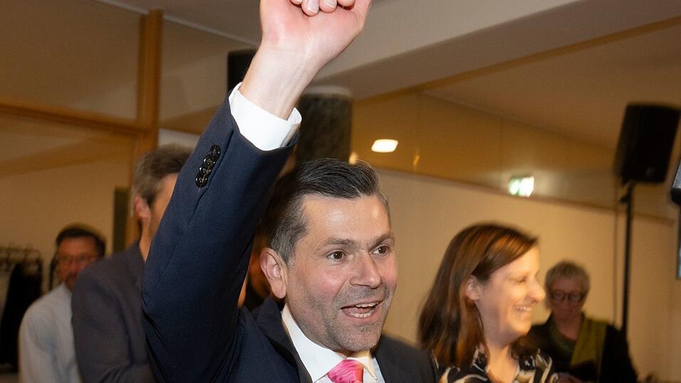 SPD-Kandidat Florian Freund wird neuer Oberb&uuml;rgermeister in Augsburg.