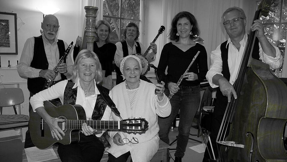 Mechtild (Mitte) wirkte auch bei „Fips und Bagage“ mit. Mechtild (Mitte) wirkte auch bei „Fips und Bagage“ mit.