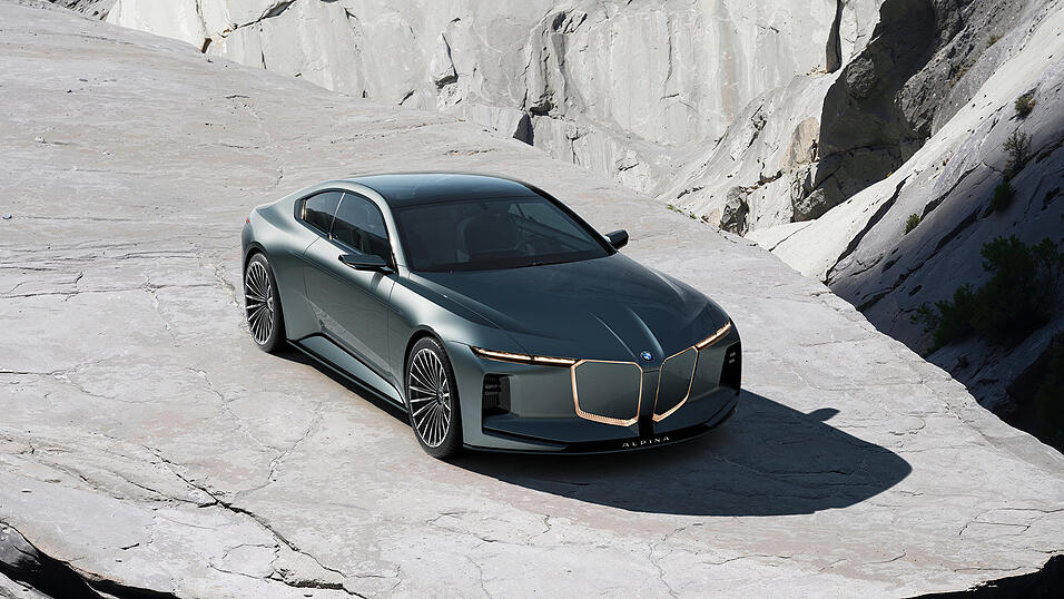 In der vergangenen Woche hatte die Designstudie Vision BMW Alpina Welt-Premiere. In der vergangenen Woche hatte die Designstudie Vision BMW Alpina Welt-Premiere.