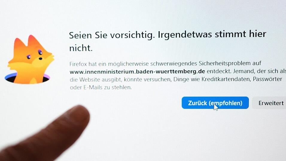 Zwei extrem kritische Schwachstellen entdeckt erm&ouml;glichen Kriminellen, aus der Ferne eigenen Schadcode auf Servern auszuf&uuml;hren.