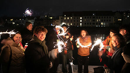 Viele Regensburger feierten gemeinsam den Jahreswechsel.&nbsp;