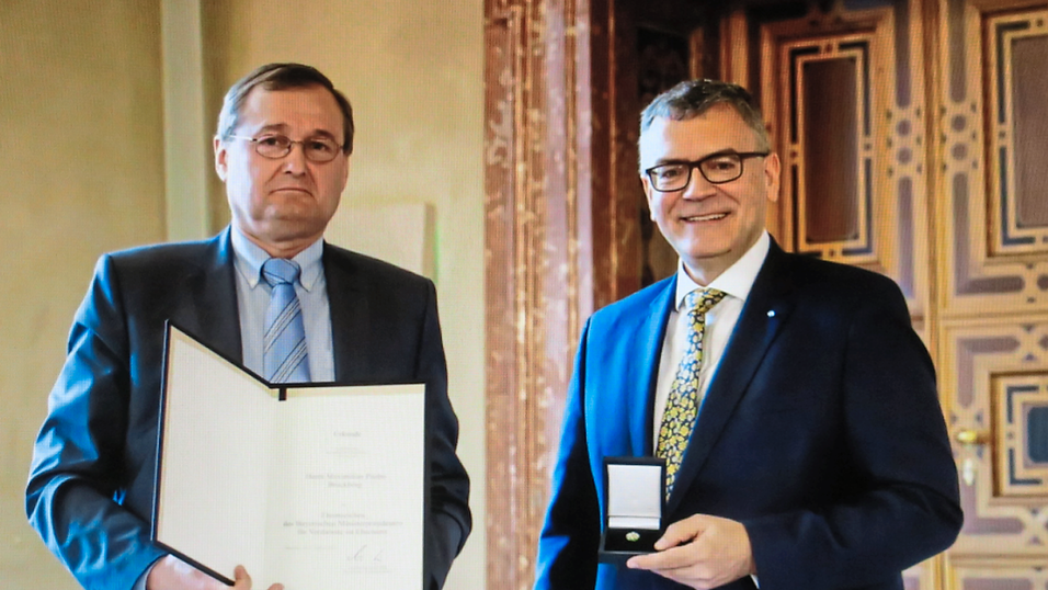 Max Paulus wurde f&uuml;r seine Verdienste ausgezeichnet.