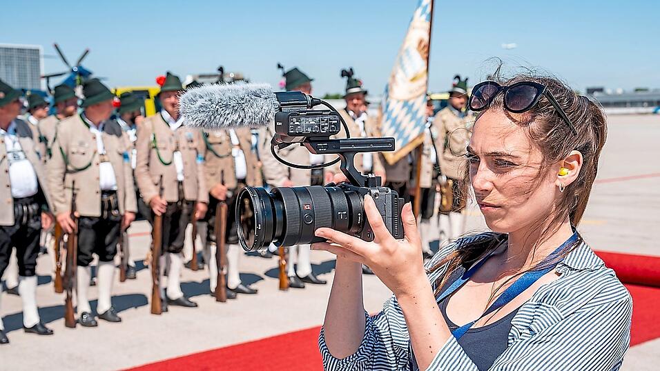Elisabeth Kratzer im Einsatz rund um den G7-Gipfel.