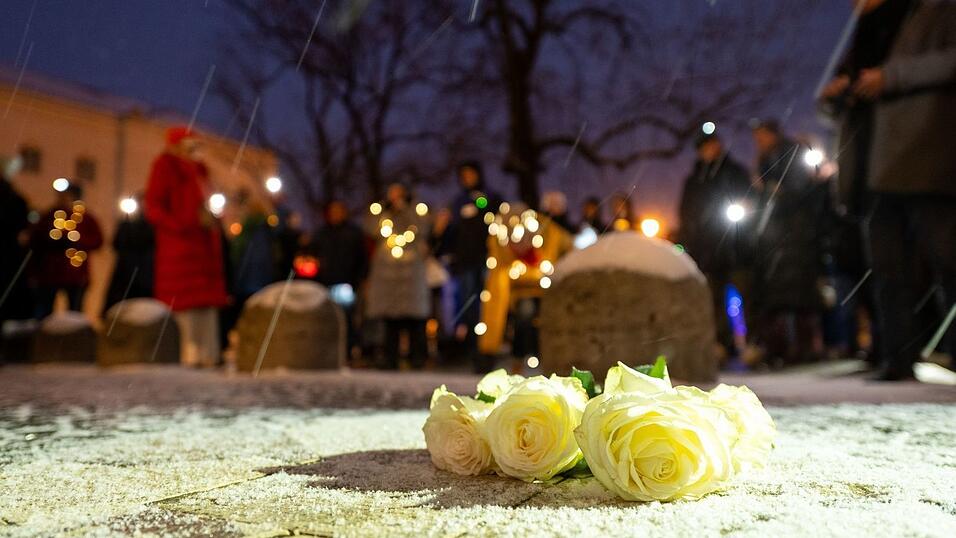 Hätte ein anderes Sicherheitskonzept für den Demo-Zug die Attacke verhindert? (Archivbild) Hätte ein anderes Sicherheitskonzept für den Demo-Zug die Attacke verhindert? (Archivbild)