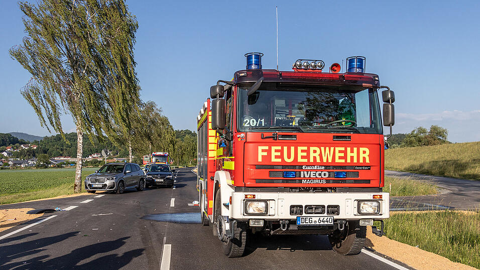 Der Schaden wird auf 15.000 Euro geschätzt. Der Schaden wird auf 15.000 Euro geschätzt.