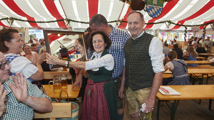 Die Partybilder vom Freitag, 18. August 2023, aus dem Festzelt Lechner.