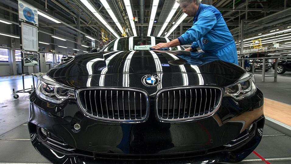 Keine Geisterschicht mehr: Für rund 1.000 Zeitarbeiter dürfte der 28. Oktober der letzte Arbeitstag bei BMW sein. (Symbolbild) Keine Geisterschicht mehr: Für rund 1.000 Zeitarbeiter dürfte der 28. Oktober der letzte Arbeitstag bei BMW sein. (Symbolbild)