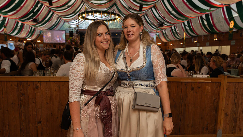 Die Partybilder vom Donnerstag, 17. August 2023, aus dem Festzelt Weckmann.