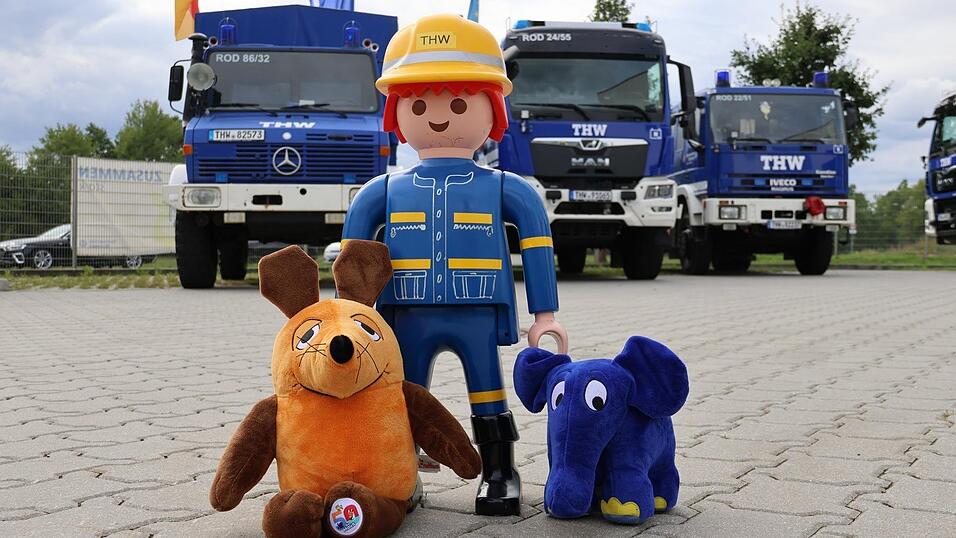 Türen auf mit der Maus heißt es beim bundesweiten Aktionstag am 3. Oktober. Als einzige Einrichtung im Landkreis öffnet der THW-Ortsverband seine Tore für junge Besucher. Türen auf mit der Maus heißt es beim bundesweiten Aktionstag am 3. Oktober. Als einzige Einrichtung im Landkreis öffnet der THW-Ortsverband seine Tore für junge Besucher.