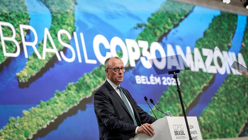 Bundeskanzler Friedrich Merz hat in Brasilien mit abwertenden Aussagen über Belém, den Ort des Klimagipfels COP30, für einen Eklat gesorgt. Bundeskanzler Friedrich Merz hat in Brasilien mit abwertenden Aussagen über Belém, den Ort des Klimagipfels COP30, für einen Eklat gesorgt.