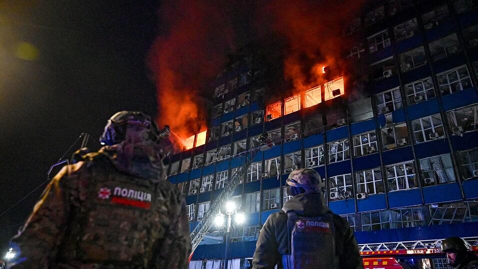 Russische Luftangriffe zerst&ouml;ren t&auml;glich auch zivile Objekte in der Ukraine. (Archivbild)