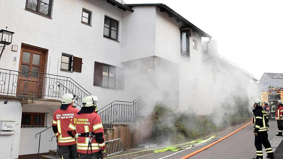 Es 'brennt', hie&szlig; es in der Bucher Fl&uuml;chtlingsunterkunft. Dies war aber nur eine &Uuml;bung.