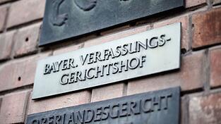Die Gerichtsentscheidung über das Polizeiaufgabengesetz wird mit Spannung erwartet. (Archivbild)