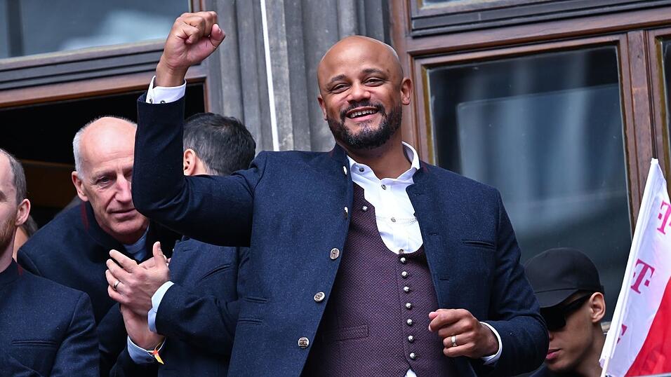 Das Double im Blick: Bayern-Coach Vincent Kompany. (Archivbild) Das Double im Blick: Bayern-Coach Vincent Kompany. (Archivbild)