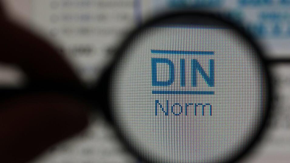 Das Logo des Deutschen Instituts für Normung (kurz DIN). Seine Normierungen regeln viele Dinge des alltäglichen Lebens - viele davon sind sehr sinnvoll, einige aber auch kurios.