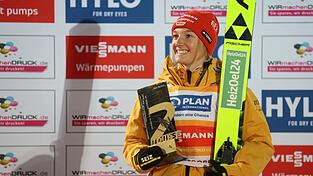 Katharina Schmid kämpft seit Jahren für eine Vierschanzentournee der Frauen. (Archivfoto)