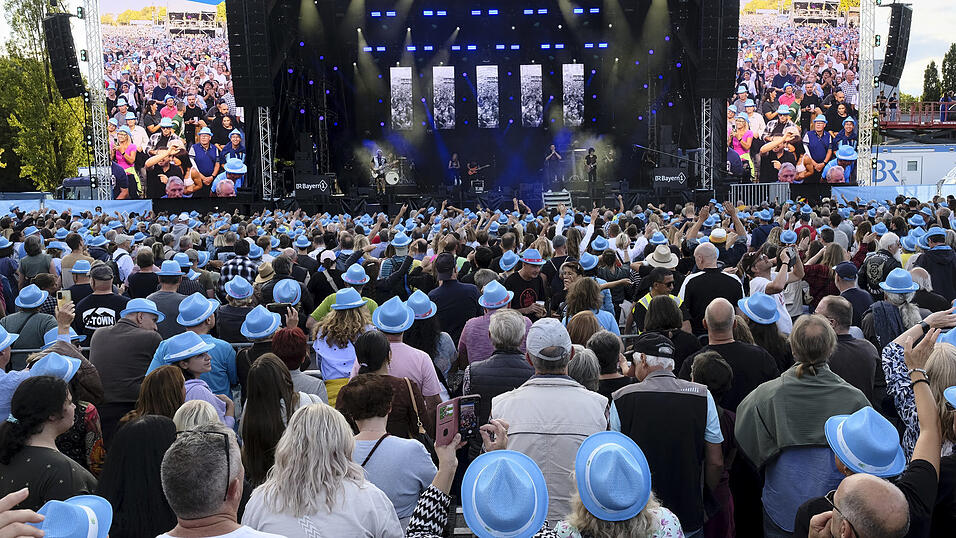 Eindrücke vom Festivalfreitag Eindrücke vom Festivalfreitag
