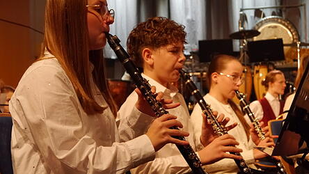 Stark und mit viel Applaus bedacht: der Nachwuchs mit Klarinetten.