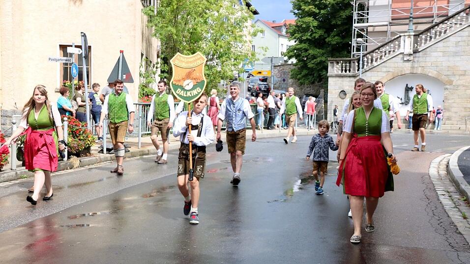 Die schönsten Augenblicke vom Auftakt des Drachenstichfestes am Samstagnachmittag in Furth im Wald. Die schönsten Augenblicke vom Auftakt des Drachenstichfestes am Samstagnachmittag in Furth im Wald.
