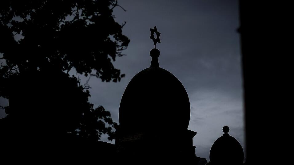 J&uuml;disches Leben ist mehr als eine Frage der Sicherheit. Es ist ein lebendiger Teil unserer Gesellschaft.