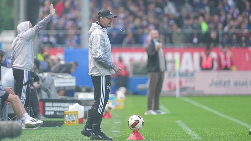 Miroslav Klose gab mit dem Club erstmals in dieser Spielzeit Punkte ab. Miroslav Klose gab mit dem Club erstmals in dieser Spielzeit Punkte ab.