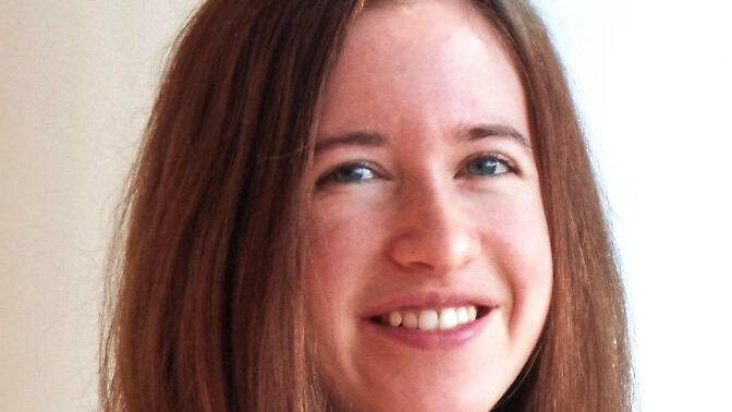 Autorin Stefanie (25) aus Stallwang im Landkreis Straubing-Bogen hatsich gefragt, ob Papiertüten wirklich besser sind als Plastiktüten.