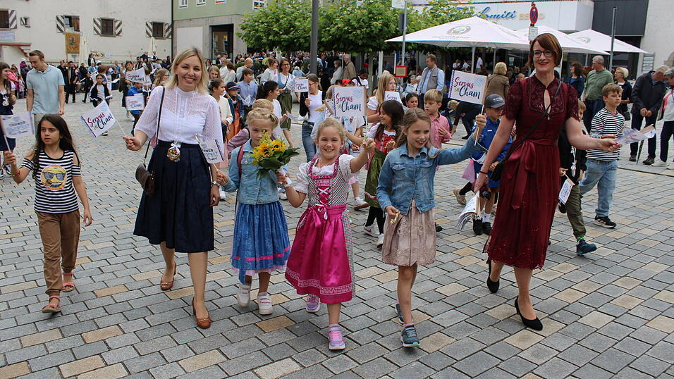 Das sind die sch&ouml;nsten Bilder vom Jubil&auml;umsfestzug.