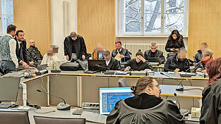 Nicht nur die Angeklagten im Geiselnehmer-Prozess, auch etliche andere Patienten haben schwere Vorw&uuml;rfe gegen das F&uuml;hrungspersonal des BKH Straubing erhoben.