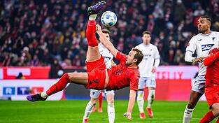Gegen Hoffenheim versuchte es Torjäger Harry Kane auch mal spektakulär mit einem Fallrückzieher.