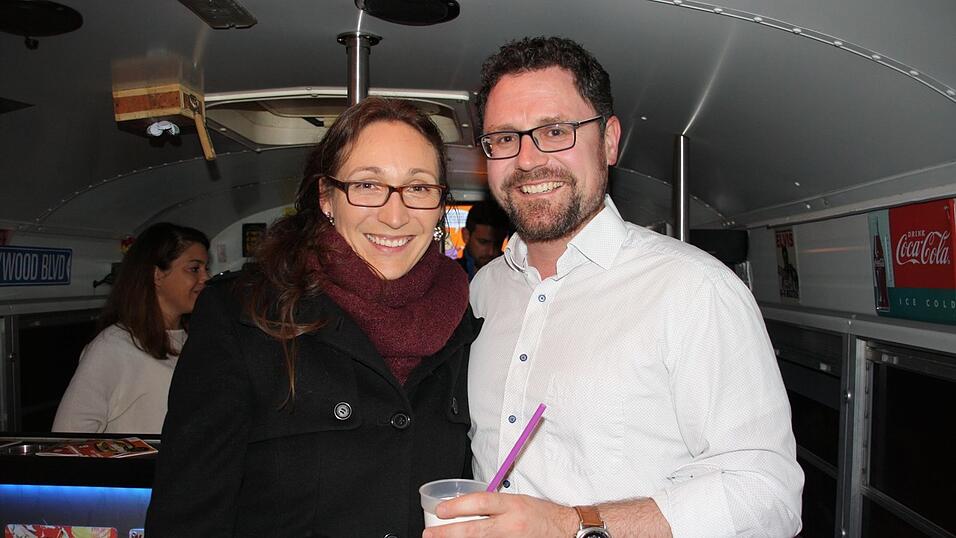 Musik überall: Bei der CHAMpions-Night war einiges geboten in der Chamer Innenstadt. Musik überall: Bei der CHAMpions-Night war einiges geboten in der Chamer Innenstadt.