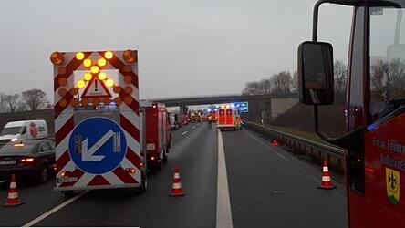 Unf&auml;lle wie dieser auf der A3 bei Iggensbach besch&auml;ftigten die Wehren zunehmend. Die A3 ist definitiv der Einsatzschwerpunkt.