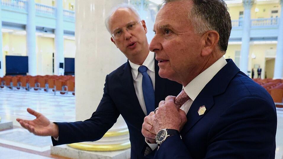 Den US-Sondergesandten Steve Witkoff hat Kirill Dmitrijew hofiert, für den Bundeskanzler Merz hat er nur Spott übrig. (Archivbild)