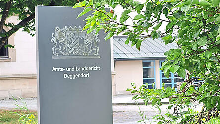 Einem 31-J&auml;hrigen wurde versuchte gef&auml;hrliche K&ouml;rperverletzung vorgeworfen.