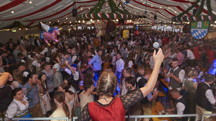 Die Partybilder vom Samstag, 12. August 2023, aus dem Festzelt Lechner.