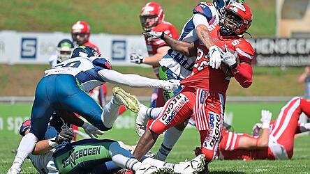 Die Verteidigung der Straubing Spiders, hier gegen die Marburg Mercenaries, wird gegen Ravensburg vor allem in der zweiten Hälfte ordentlich zupacken müssen, um den nächsten Sieg einzufahren.