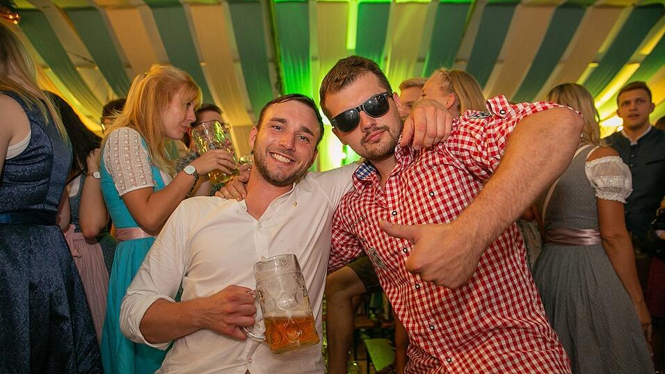 Die Partybilder vom Samstag, 13. August 2022, aus dem Festzelt Wenisch.
