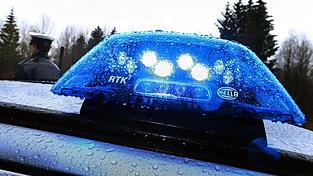 Zahlreiche Polizisten waren auf der A92 im Einsatz. Zahlreiche Polizisten waren auf der A92 im Einsatz.