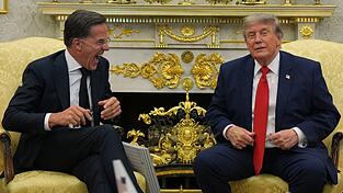 US-Pr&auml;sident Trump lobt Nato-Generalsekret&auml;r Rutte.