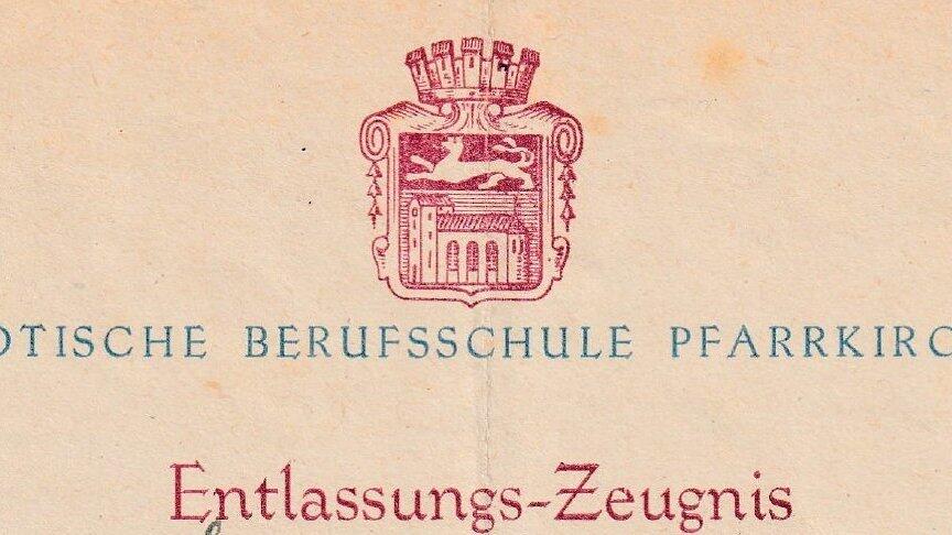 Zeugnisse aus längst vergangenen Tagen stimmen teils nachdenklich. Zeugnisse aus längst vergangenen Tagen stimmen teils nachdenklich.
